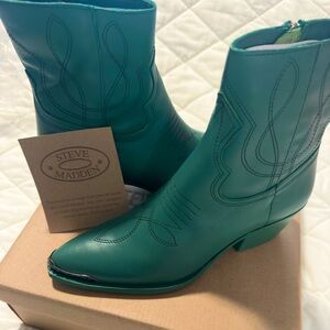 NEW-Steve Madden Boots-Green Size 8.5